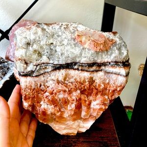 Agate Crystal Green & Red